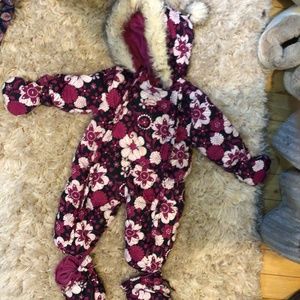 Gusti infant snowsuit